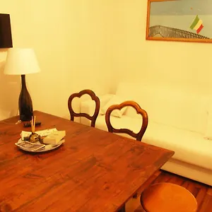 Apartment Real Taste Of Tuscany, Florence