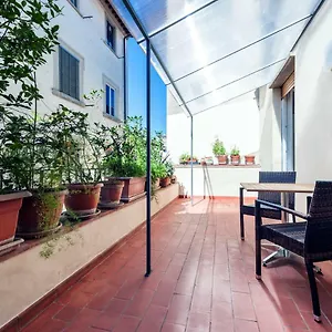Apartment Downtown Quiet With Terrace And Lift, Florence